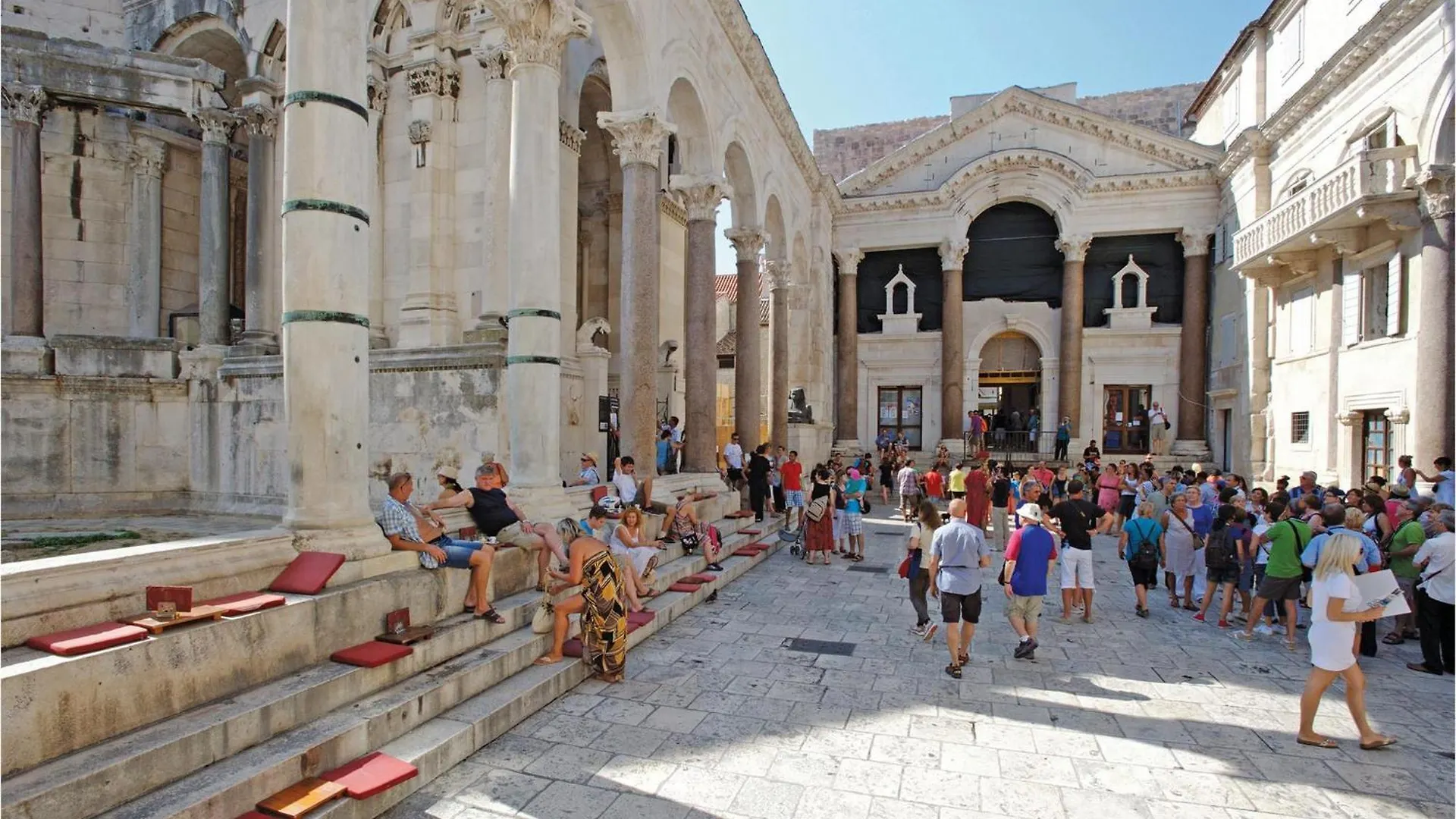 Lovely Apartment In Split With Wifi Croazia